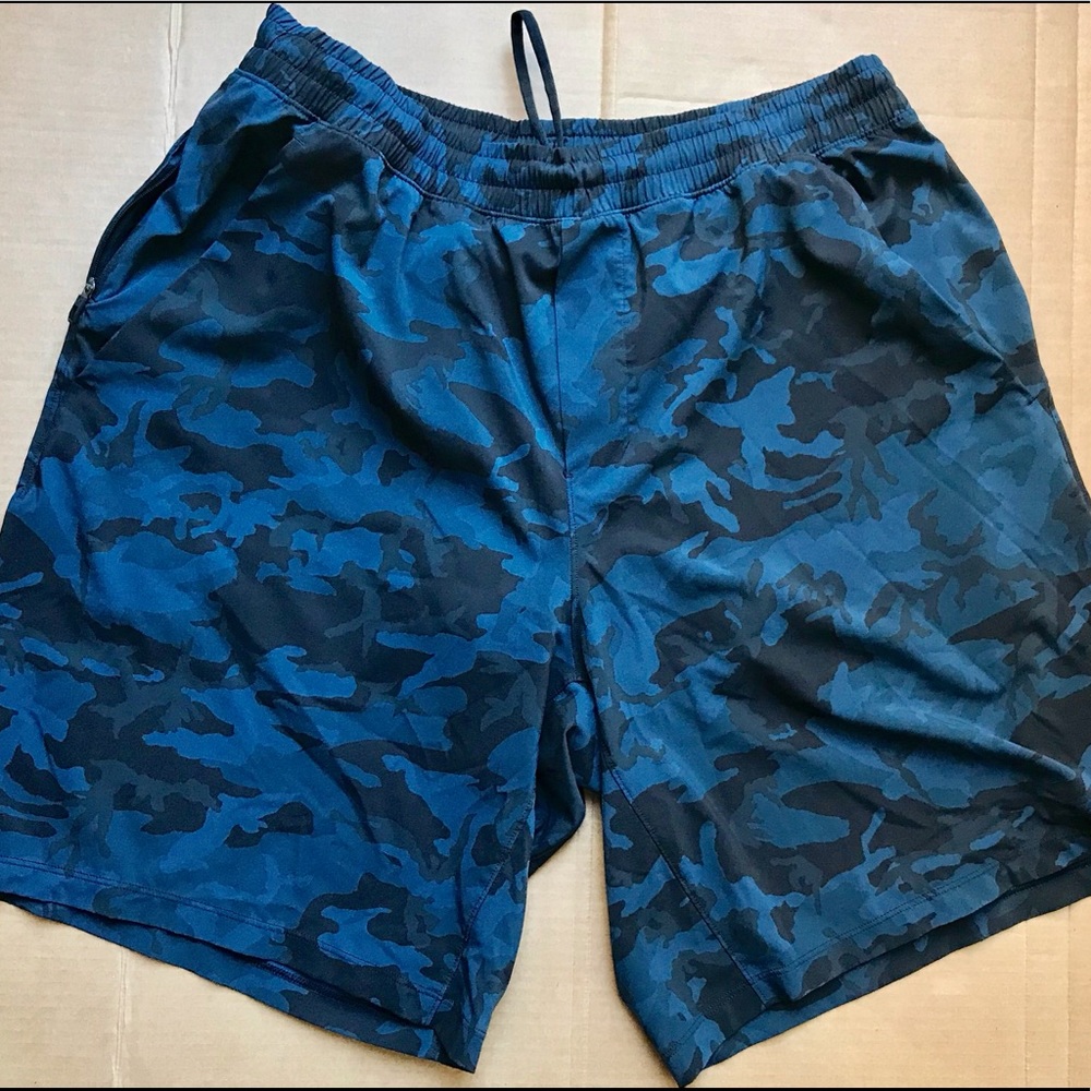 Men’s lululemon pace breaker shorts